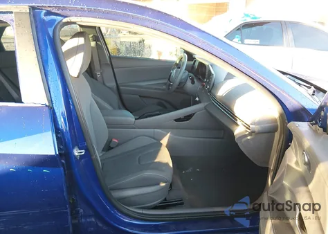 2023 Hyundai Elantra Sel from USA, damaged, VIN KMHLM4AG3PU371883